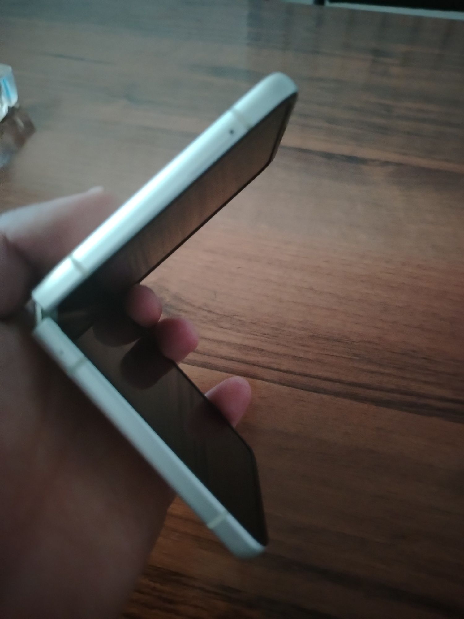 Samsung galaxy Z Flip3 5g