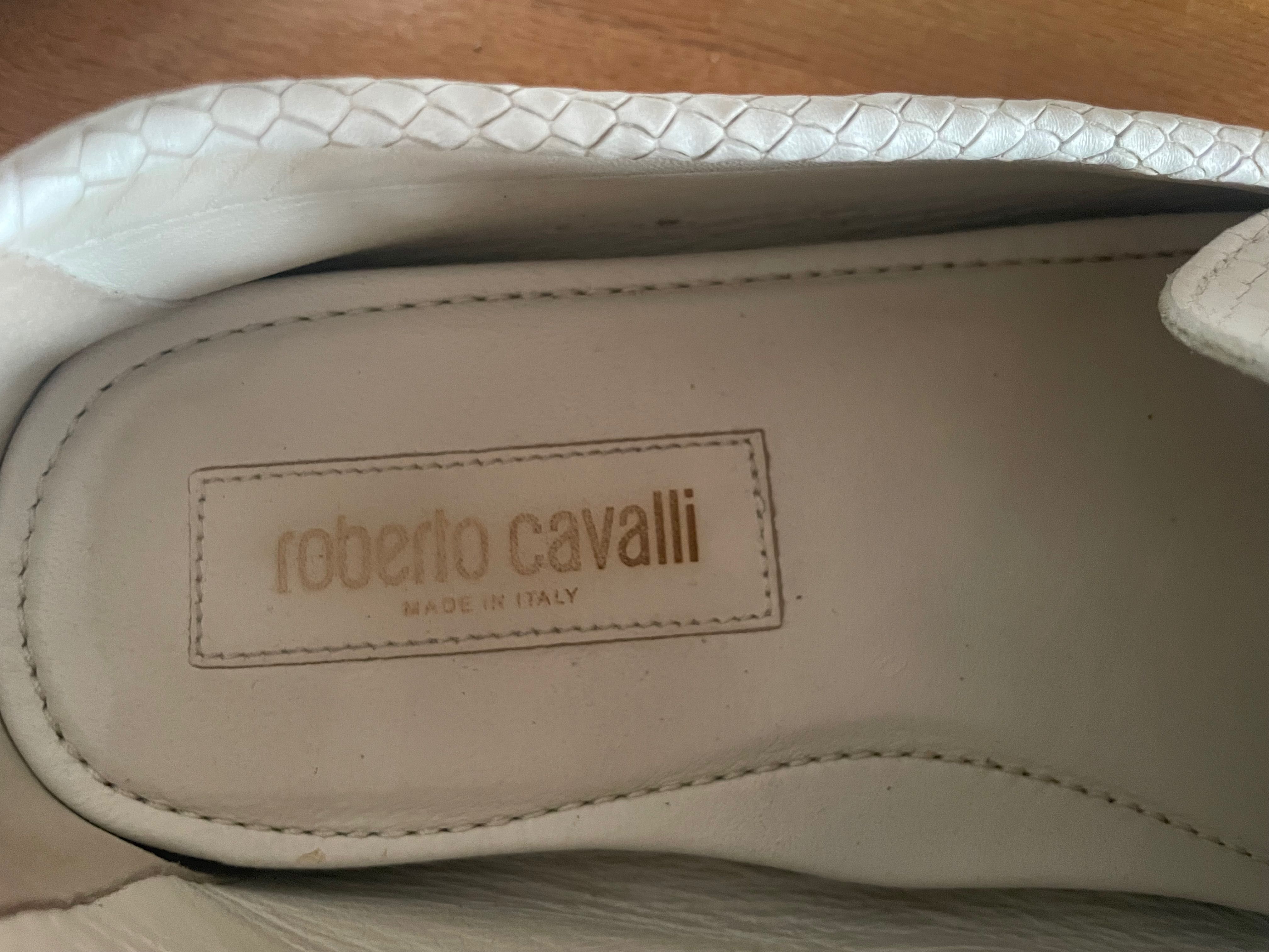 Roberto Cavalli оригинални бели кожени мокасини, размер 43