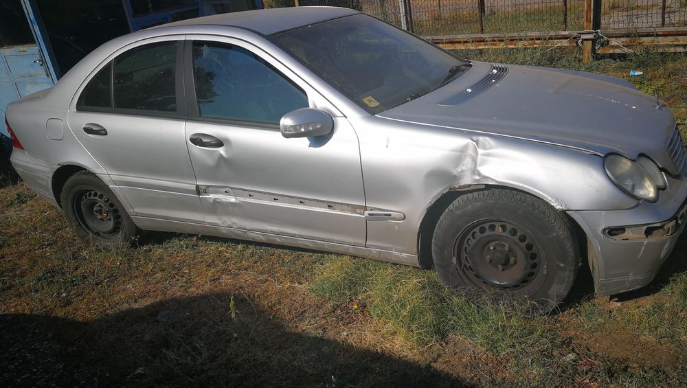 Мерцедес ц220 mercedes c220 w203 на части
