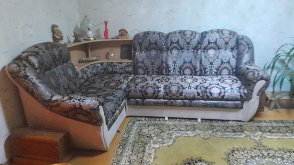 Мягкий угловой диван