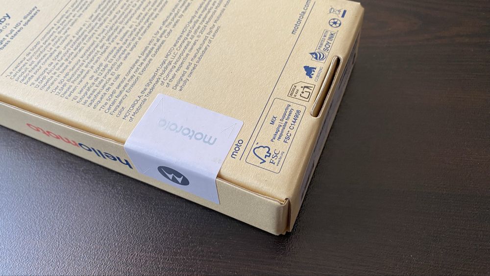 Motorola G15 8/512 Grey - Нова и запечатанa, в гаранция!