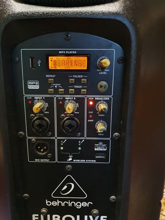 Vand boxă activa Behringer de 1000W