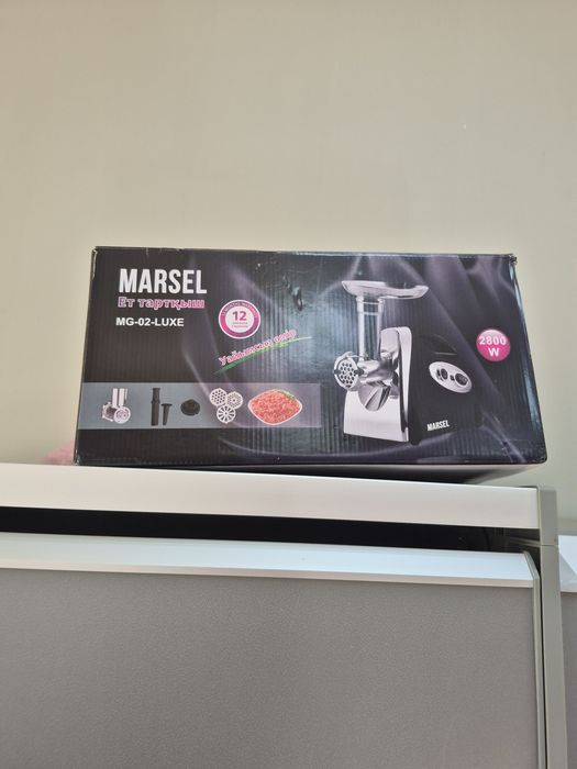 Электрическая мясорубка