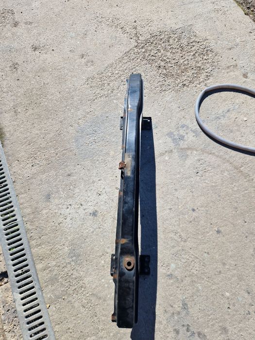 Armatura bara fata bmw e90