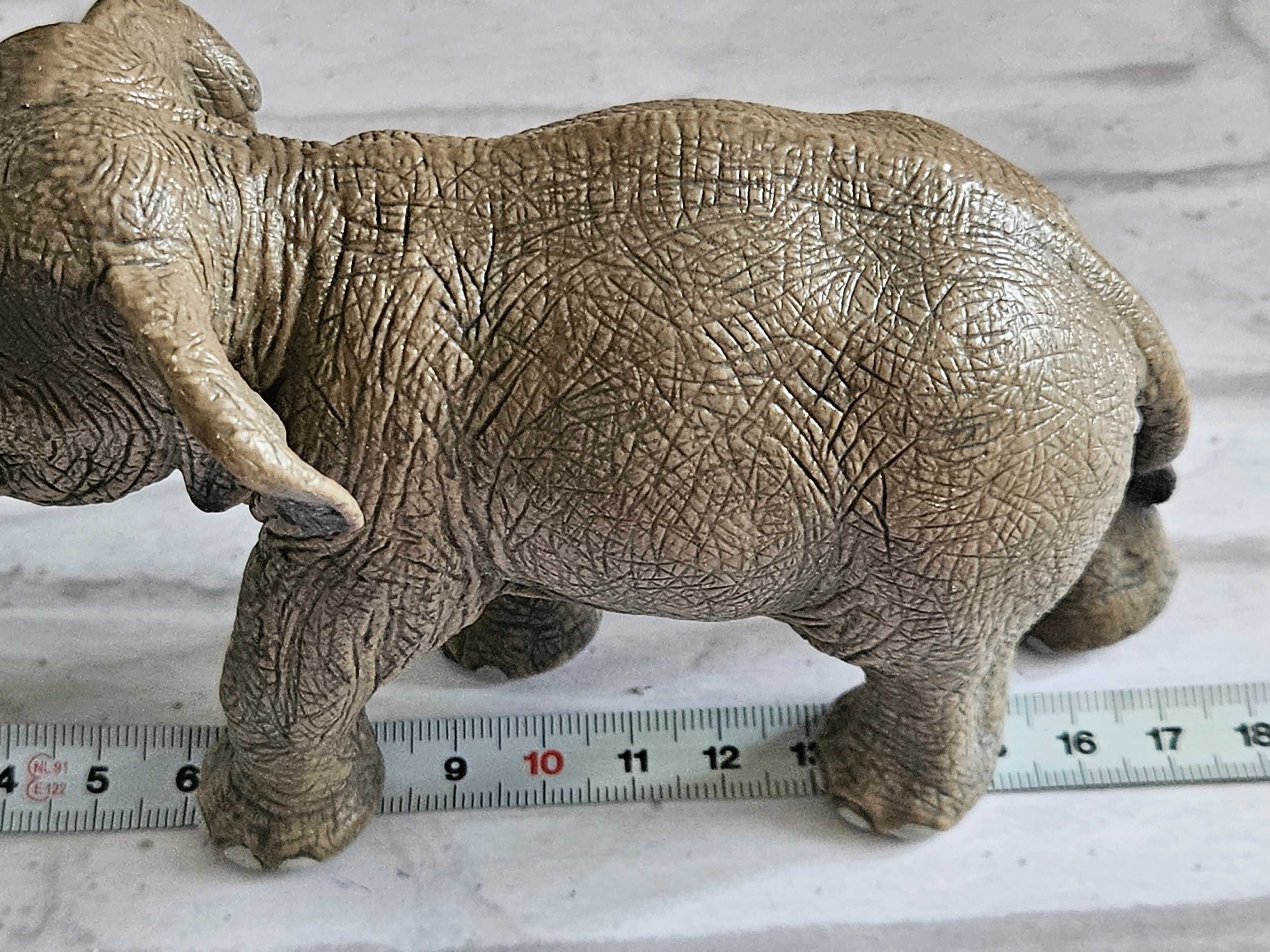 Figurină  Elefant asiatic  Mascul Schleich 14653