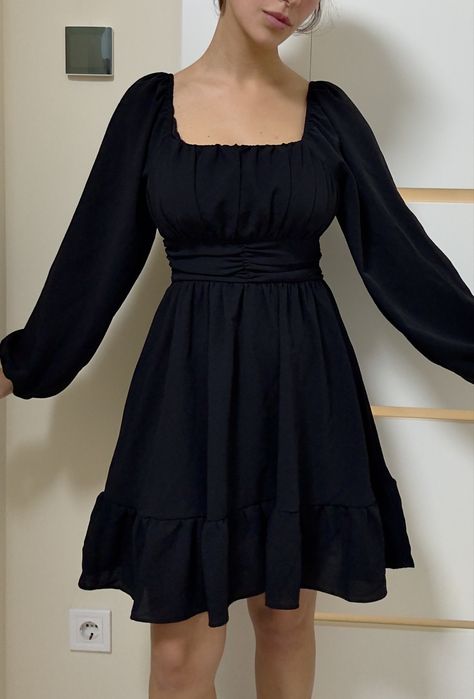 много красива Черна Рокля. Размер S