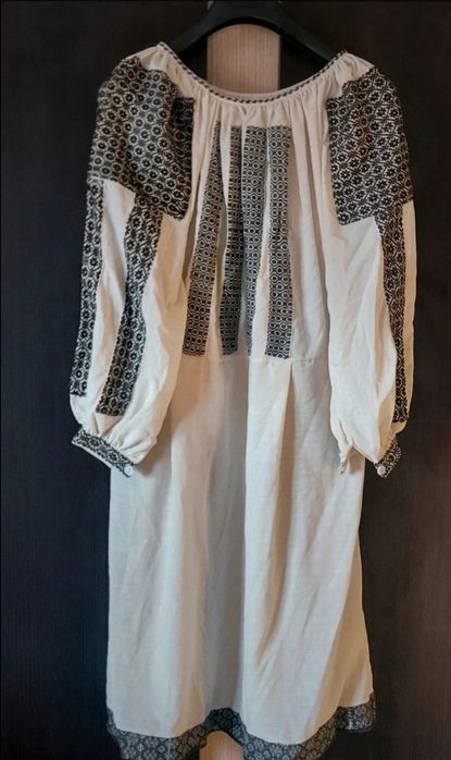 Ie cu poale /rochie tradițională veche cusuta manual