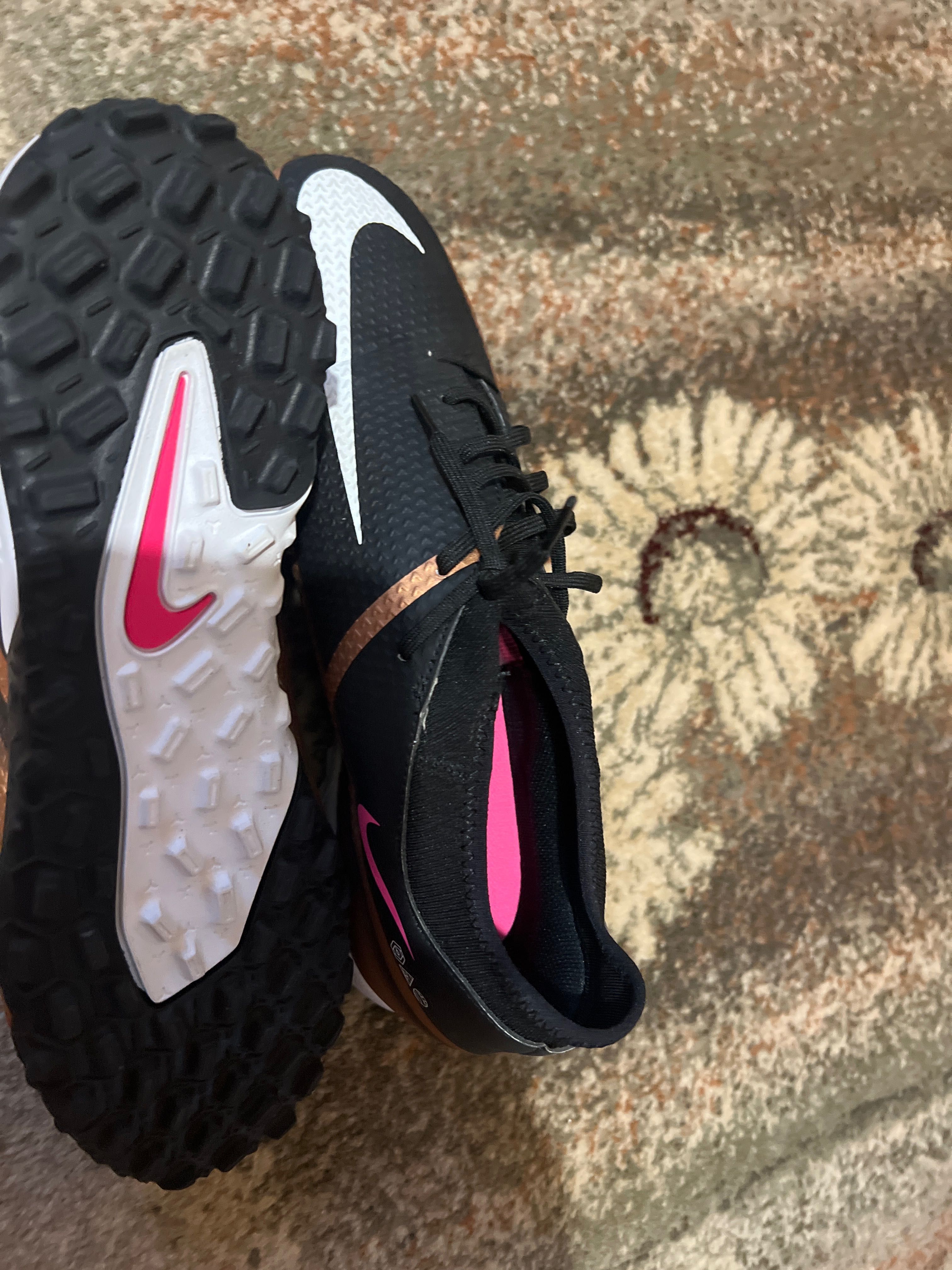 Nike Phanton , футболни обувки