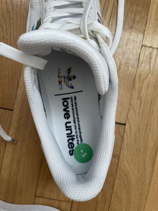 Adidas Superstar Pride