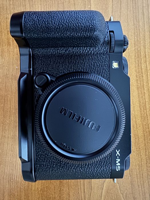 Camera foto Mirorless Fujifilm X-M5 + Accesorii