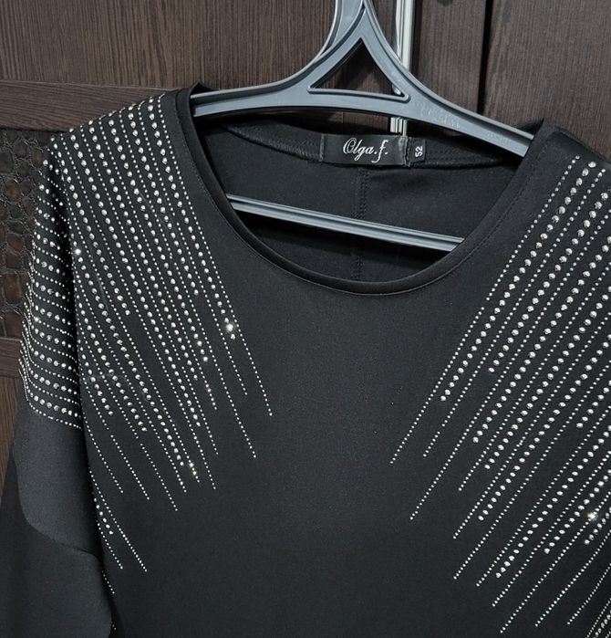 Продам новое платье