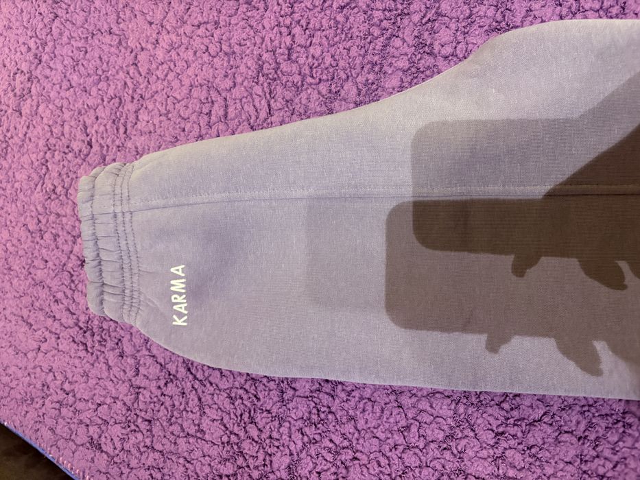 Чисто ново долнище на Karma