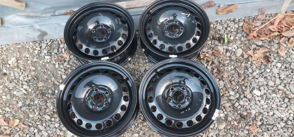 Roti iarna vw r15 și jante golf4