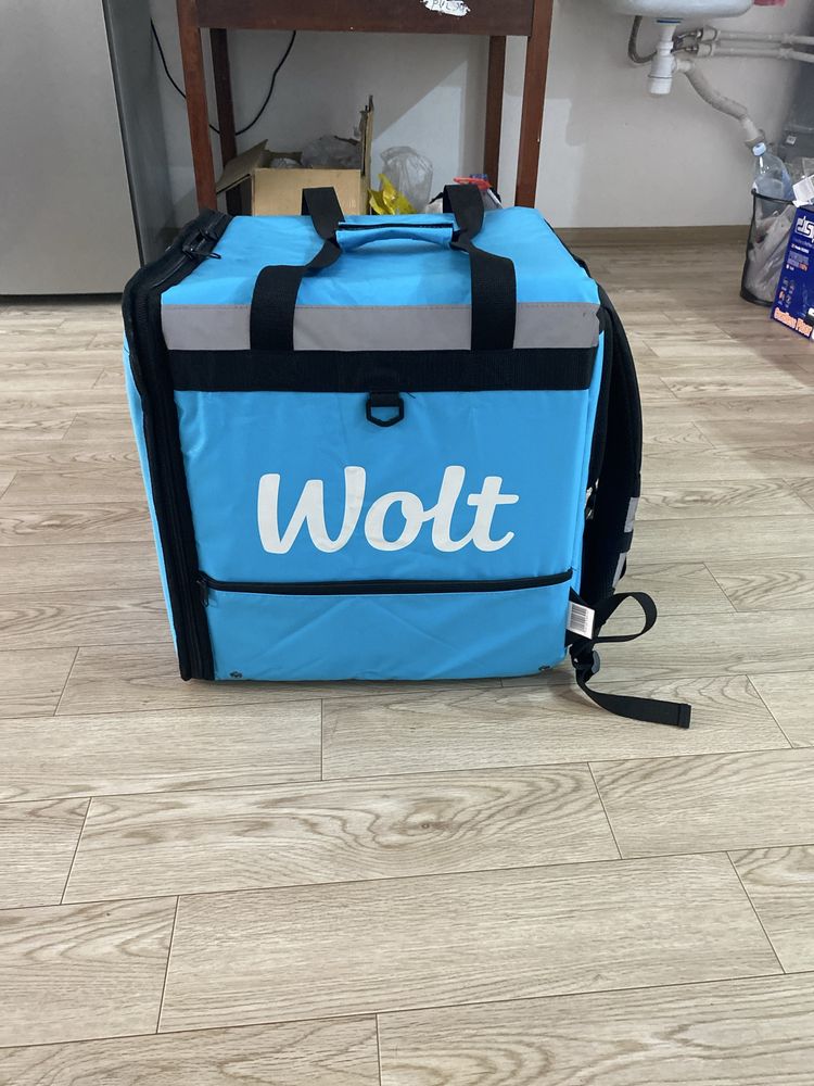 Продам сумку Wolt