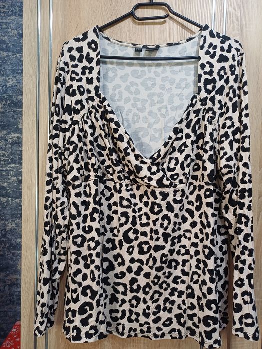 Vand bluza dama impecabila