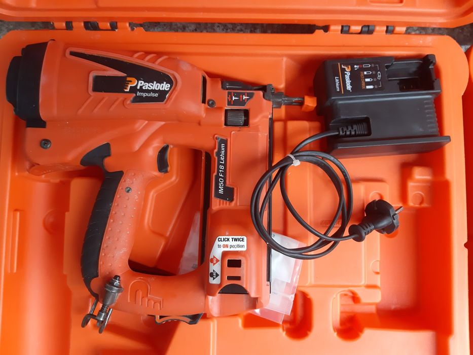 Paslode pistol de cuie , capse