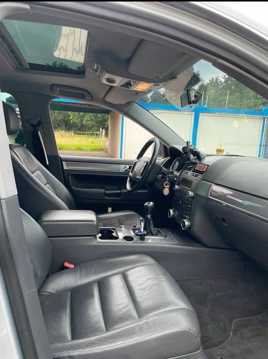 Vw Touareg vând sau ofer diferența