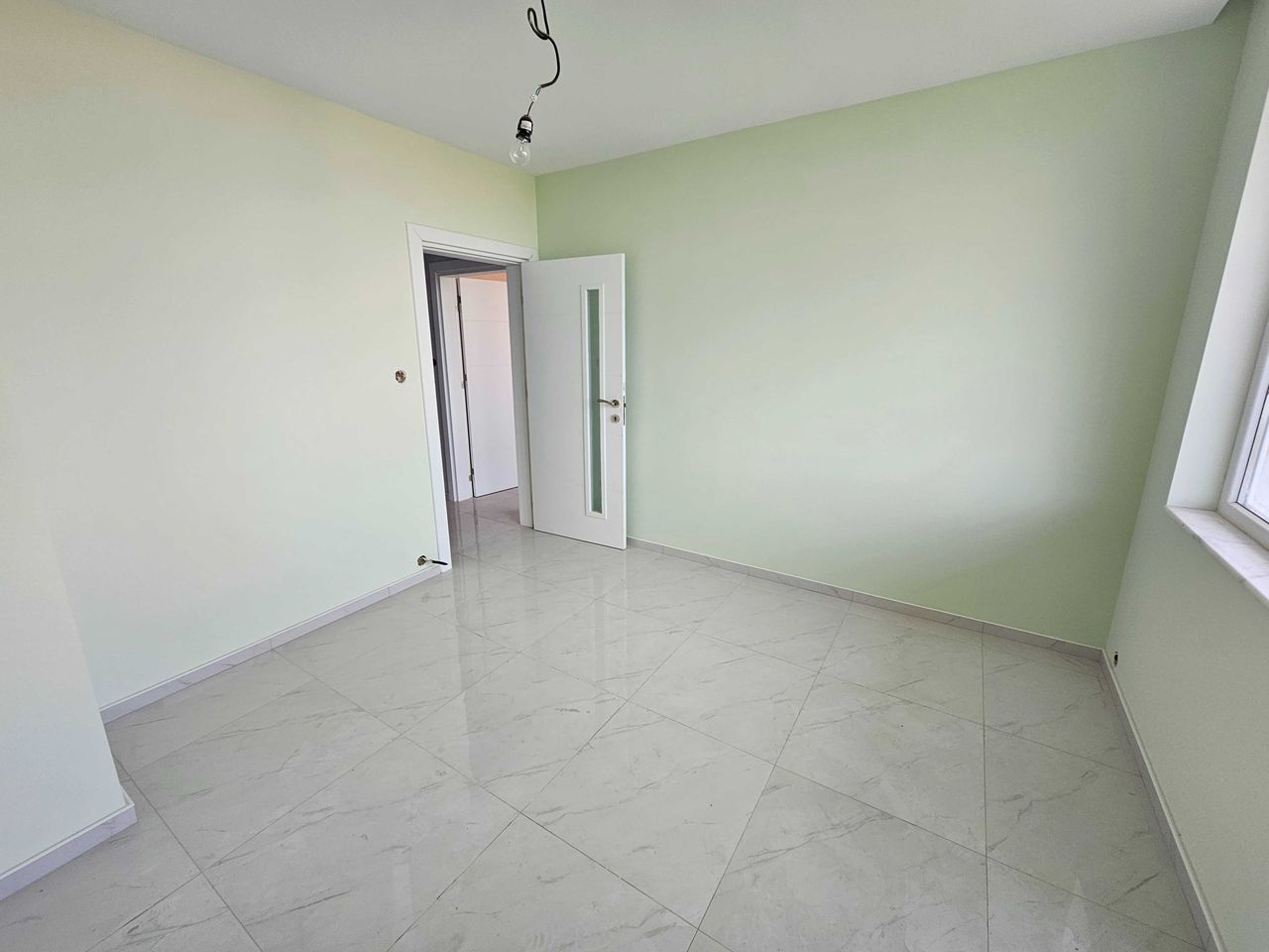 Продава се Тристаен апартамент в Горна Оряховица - 89 кв.м за 1068 €/кв.м - Снимка #15