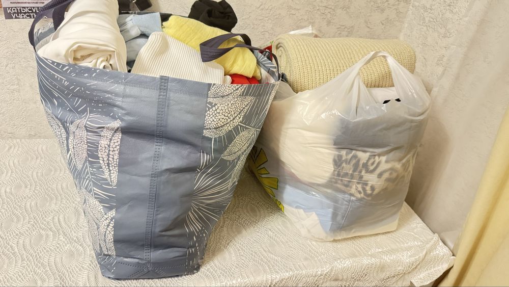 Продам женские вещи