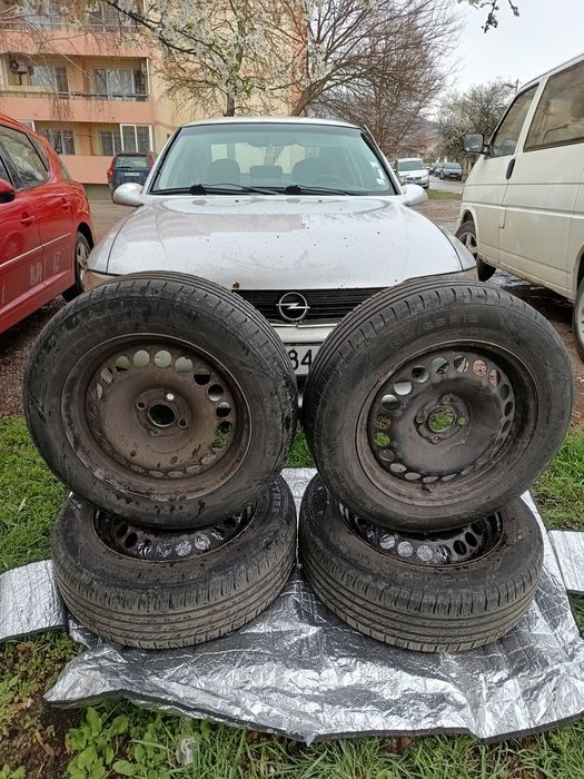 летни гуми  Nokian Tyres 185/65/15 Dot 2022г