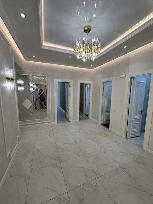 Паркентский базар 4х ком Успейте По супер цене Жк Oq Saroy 115м2;