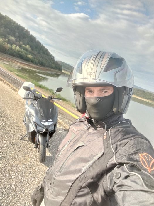 Vand sau schimb scuter SYM jet X 125