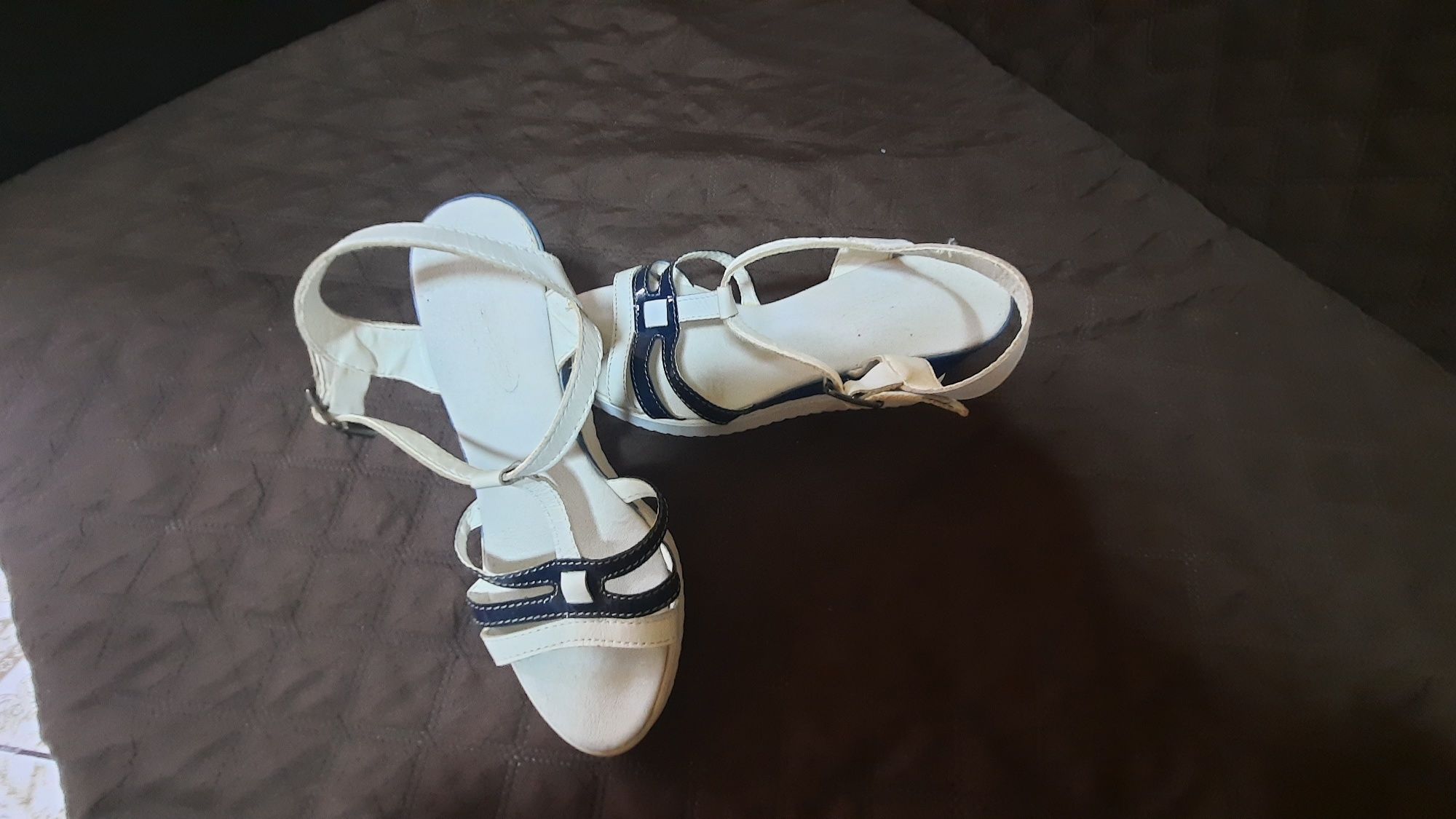 Sandale piele naturală, Marelbo,mărime 37