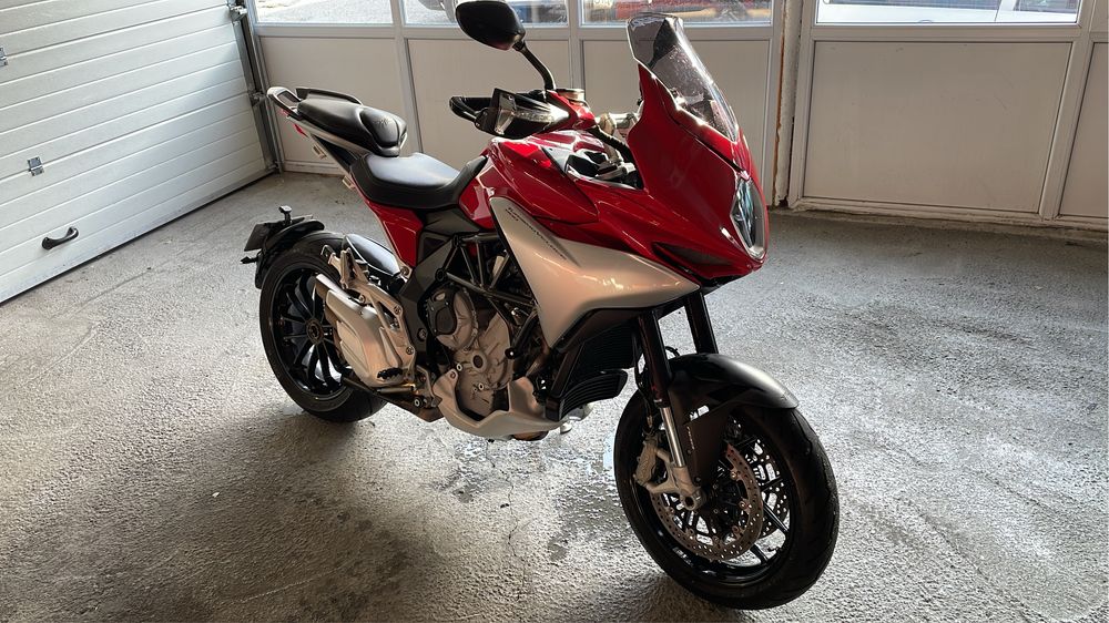 Mv Agusta turismo veloce 800