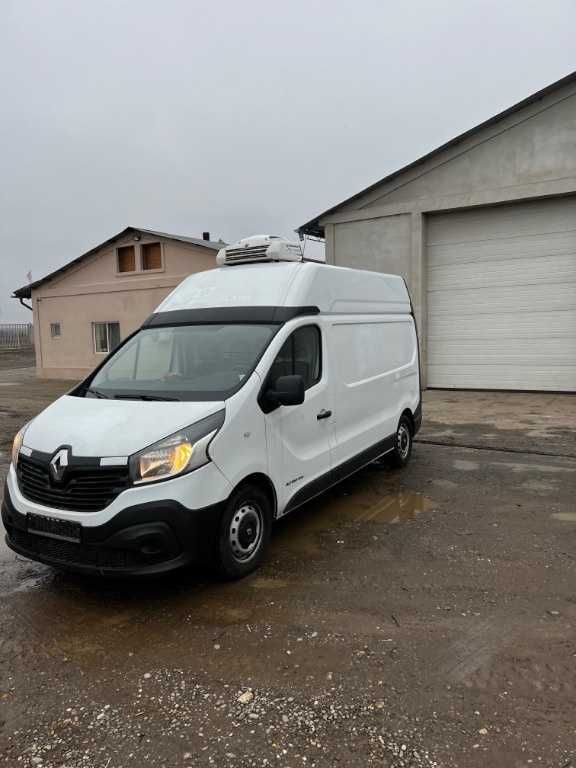 Dezmembrari Renault Trafic usa dreapta fata Renault Trafic 2015