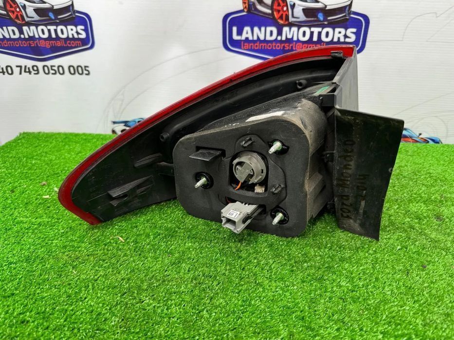 stop dreapta ford mondeo mk4 hatchback 2014-2024