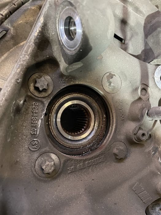 Заден мост/ шенкел БМВ М2/ М3 (zaden moat bmw m2/ m3)