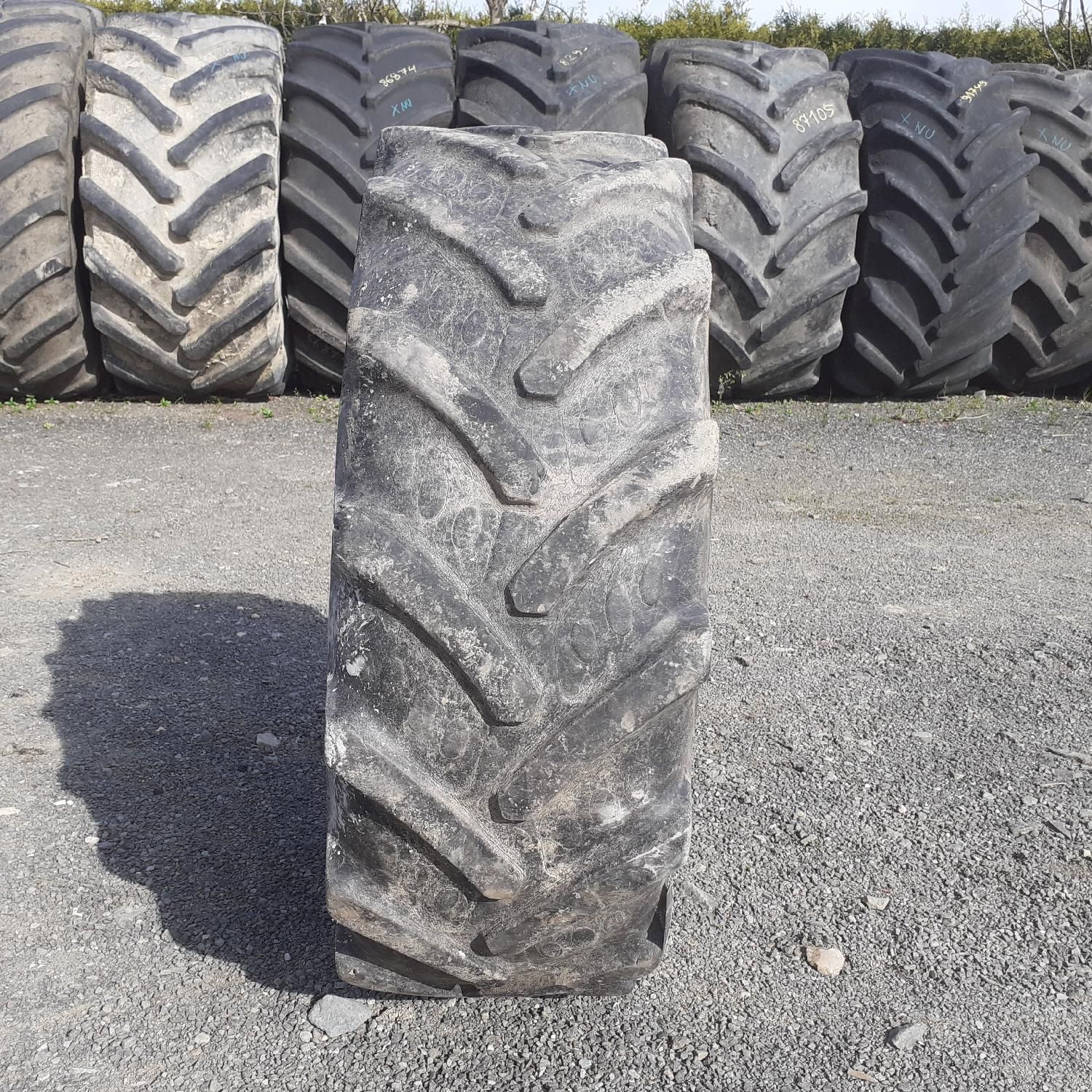 Cauciucuri 320/70R20 Bkt Anvelope Tractor Second Hand