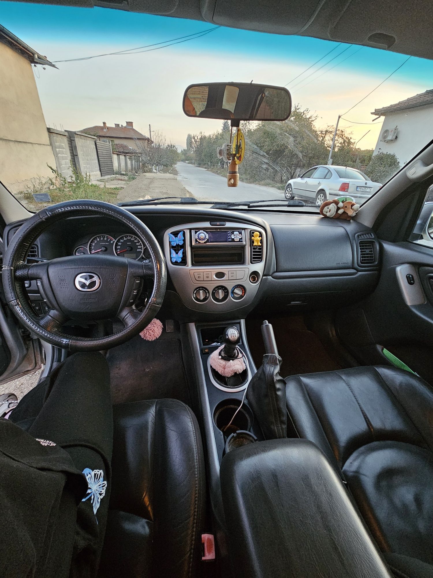 MAZDA Tribute 2.3i
