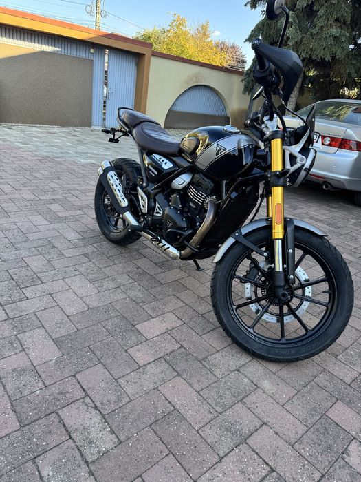 Triumph Scrambler 400X