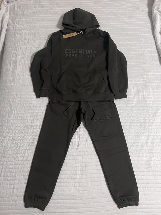 Екип Essentials- Olive grey