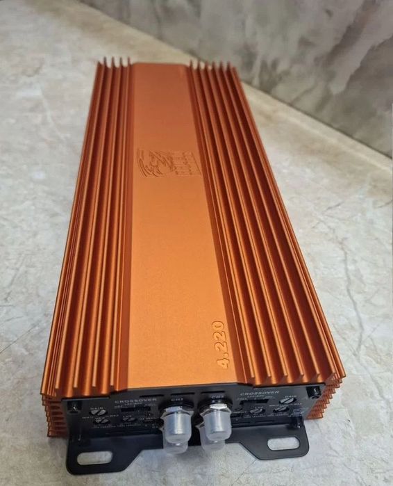 Продаю 4х канальный усилитель dl audio raven compact 4.220 D class