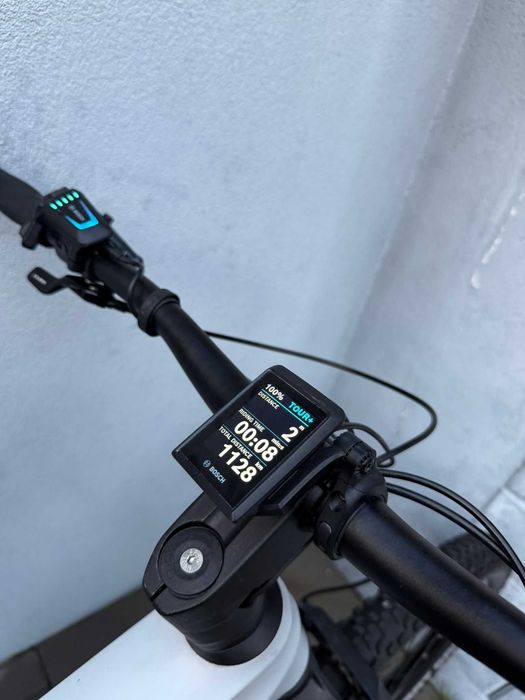 Bicicleta electrica Cube