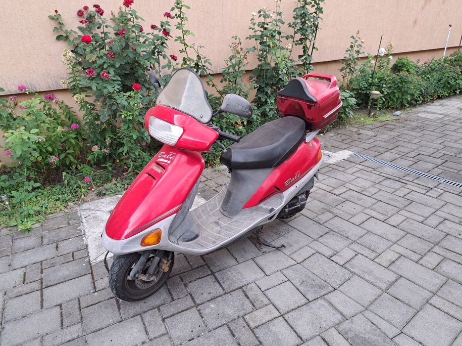 Vand urgent scuter Honda Bali