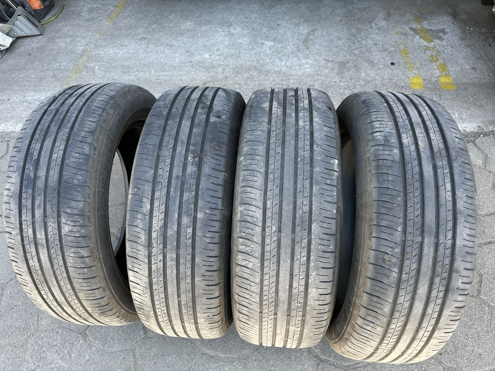 Vand anvelope vara Dunlop 225 60 r18