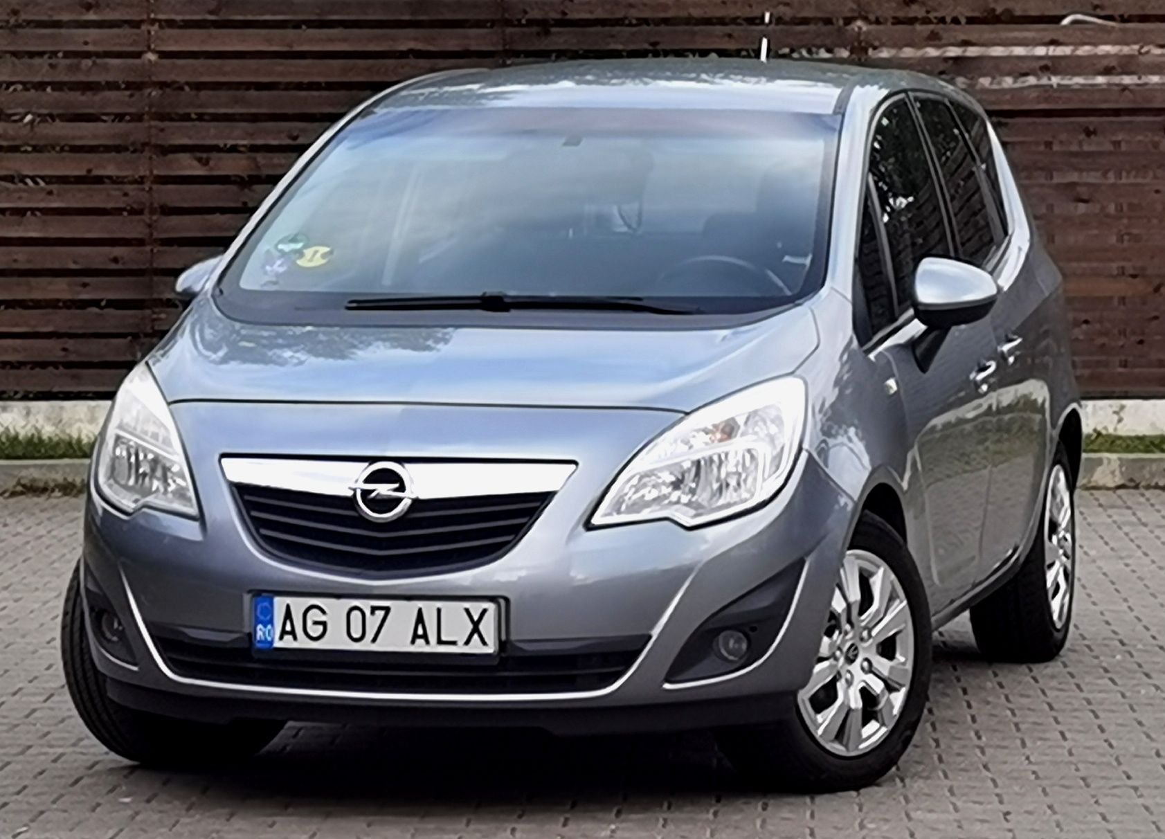 Opel Meriva-B 1.4Turbo Benzină 140 CP model 2012 Proprietar