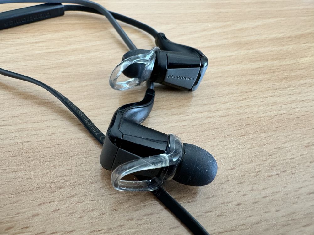 Plantronics Backbeat Go2/JBL Reflect BT