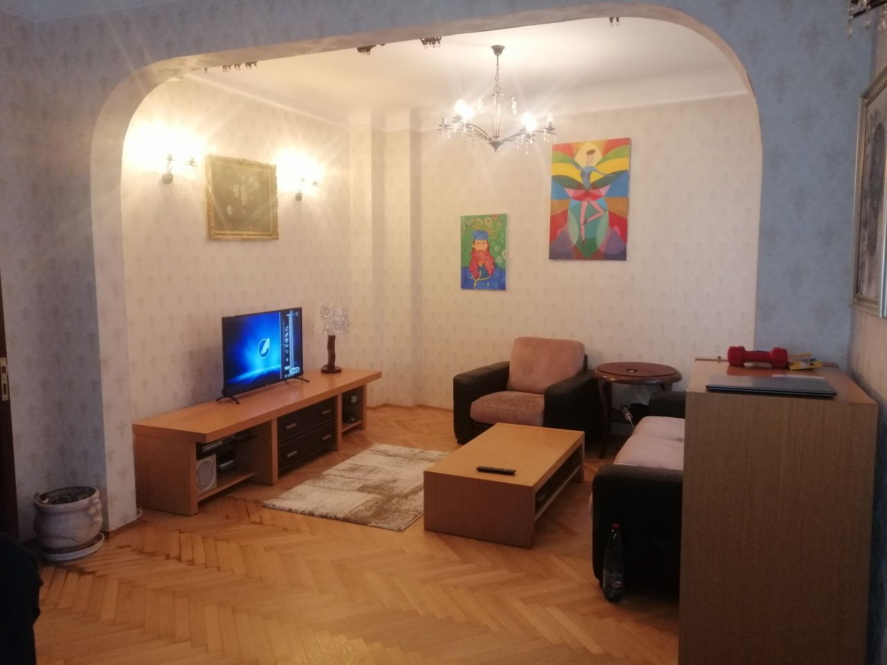 Apartament in vilă zona Moșilor