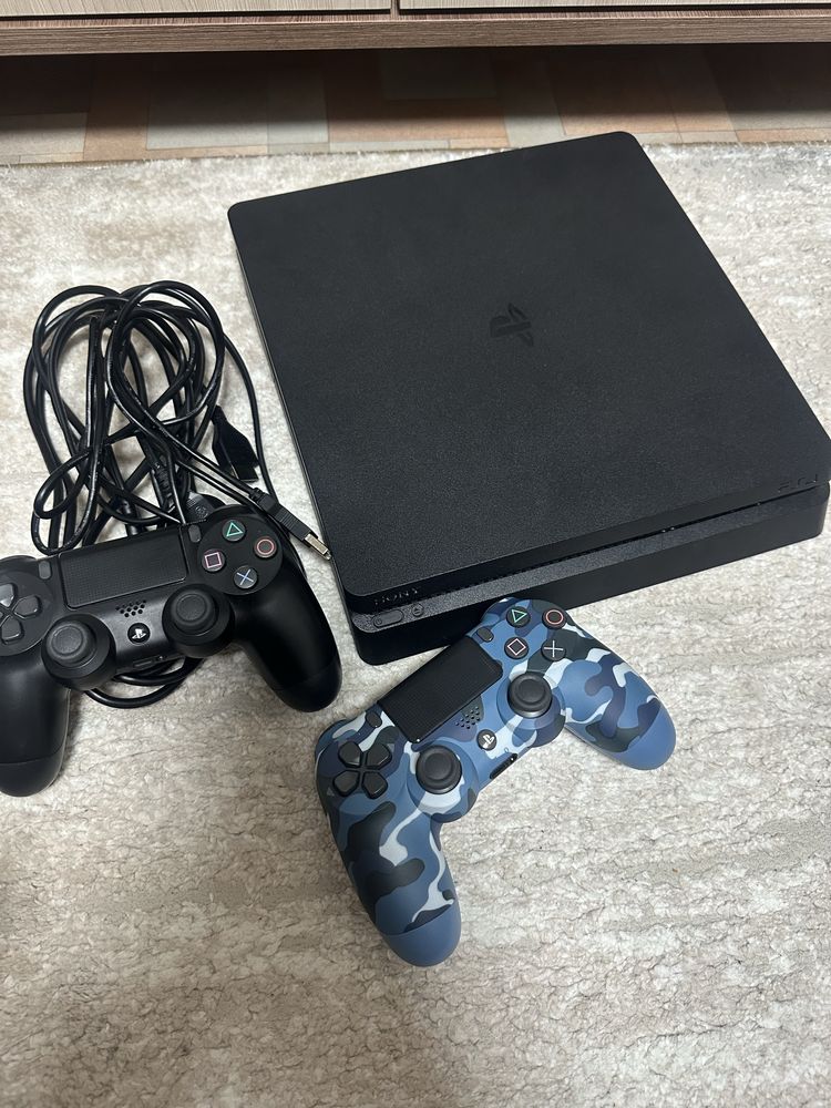 продам пс4 срочно без игр