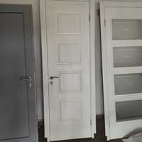 Врати - дървени и алуминиеви с каса