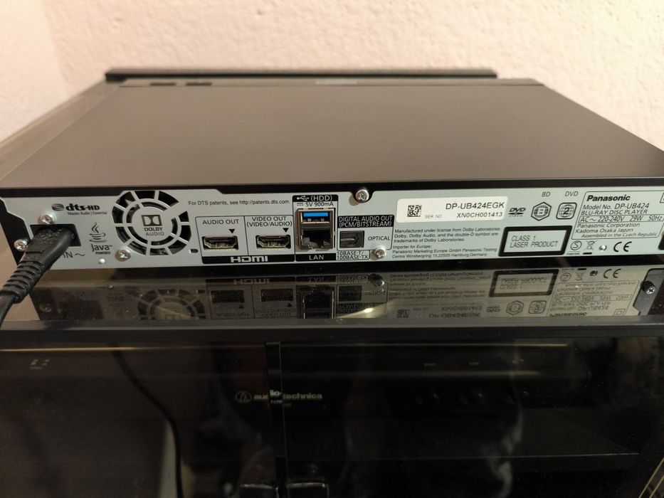 Blu-ray плеър Panasonic DP-UB424