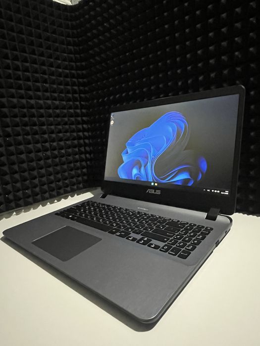 Продам ноутбук asus