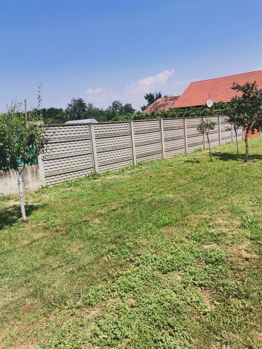 Vînd teren intravilan în localitatea Albina .