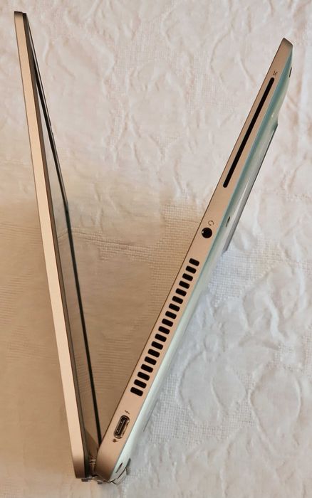 Laptop Dell Latitude 7420, intel i7, 32gb ram, 512gb ssd, display 4k