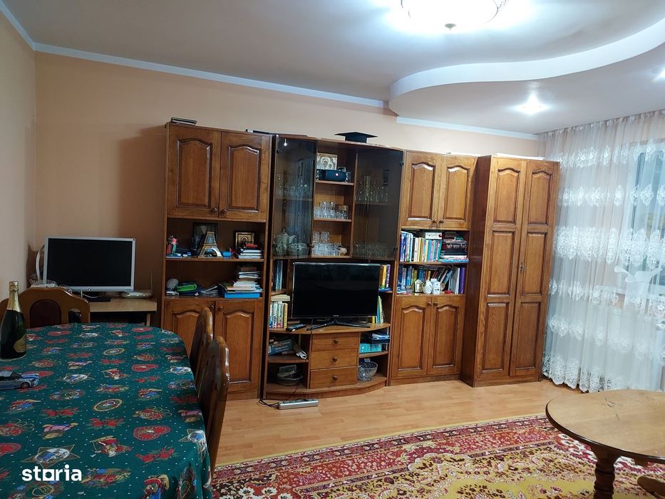 George Enescu - 3 camere decomandate, mobilate si utilate, boxa