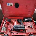Vand Hilti te 6 A